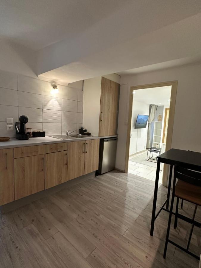Studio En Plein Coeur Du Centre Historique ! 尼翁 外观 照片